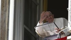 Kinh Truyền Tin 6/10: Giá trị của tình yêu nam nữ